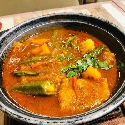 Simple Life Signature Pavilion Elite