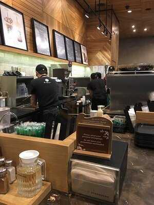 Starbucks Pavilion Mall