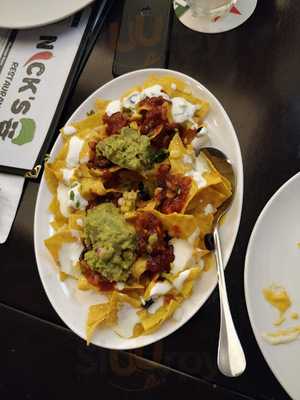 Nick's Restaurant & Bar