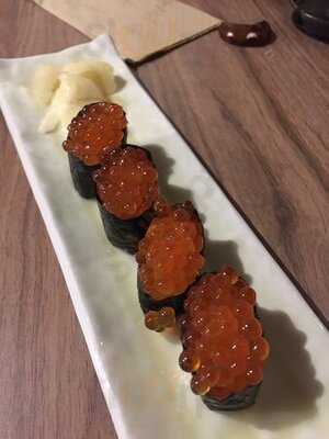 Kinme Sashimi & Grill Bar