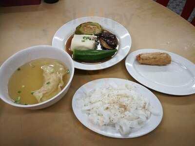 Ipoh Road Yong Tow Foo, Cairnhill Hotel