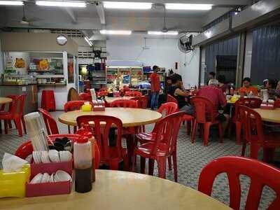 Ipoh Road Yong Tow Foo, Cairnhill Hotel