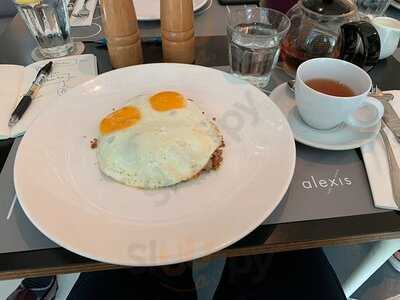 Alexis Bistro
