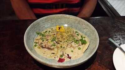 Flint Restaurant & Bar