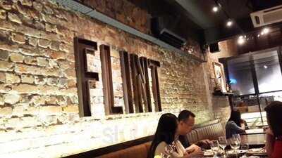Flint Restaurant & Bar