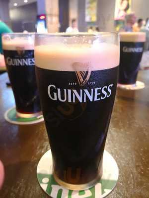 Malones Irish Resaurant & Bar