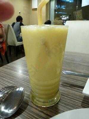 Radhey's Pure Vegetarian