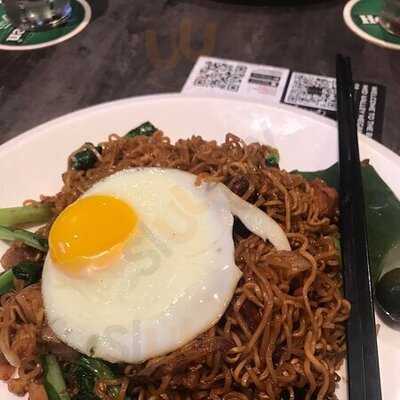 The Bar°n @ Pavilion Kl