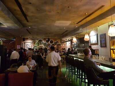 The Bar°n @ Pavilion Kl