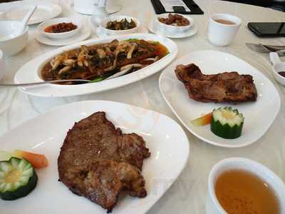 Oversea Dim Sum - Seafood Hotpot