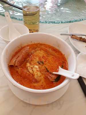 Oversea Dim Sum - Seafood Hotpot