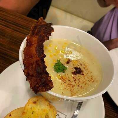 Three Little Pigs & The Big Bad Wolf