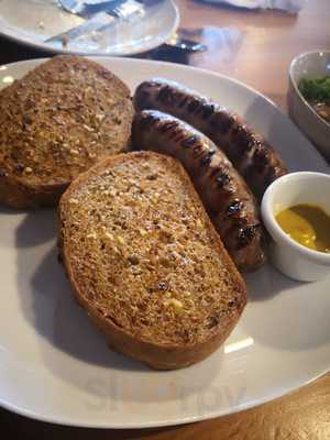 Sausage & Ribs Shack