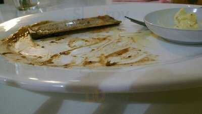 Mustafa Jones Burger