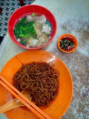 Kedai Kopi Dan Makanan Tai Kong