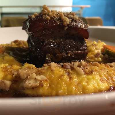 Good Times Eatery & Wine Bar