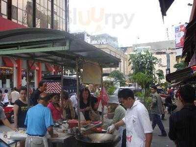 Yaw Char Kuay, Alor Street