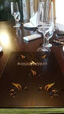 Bunga Emas Restaurant