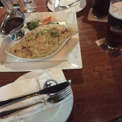 Donkey & Crow Irish Pub
