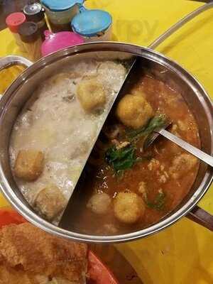 Home Town Steamboat Restaurant - Setapak Hq