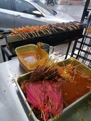Zaini Satay