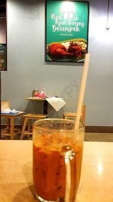 Warisan Nasi Kukus Ayam Goreng Berempah