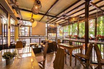 Bird Nest Cafe And Bar