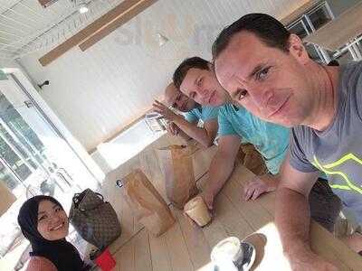 Photo 3