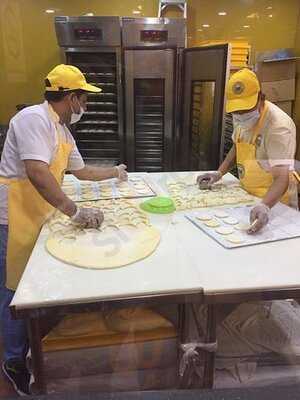 Big Apple Donuts & Coffee