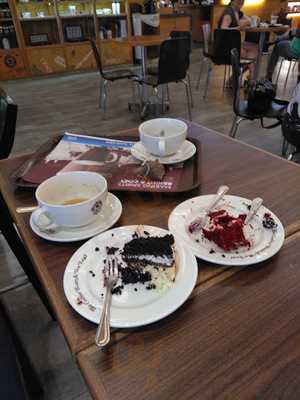 The Coffee Bean & Tea Leaf