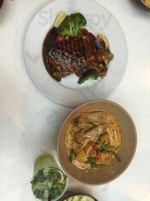 Mg's Cafe - Desa Sri Hartamas