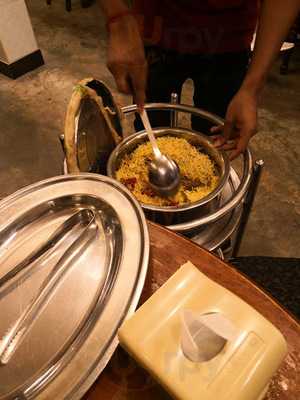 Fierce Curry House - Banana Leaf & Hyderabadi Dum Biryani