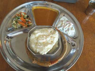 Fierce Curry House - Banana Leaf & Hyderabadi Dum Biryani