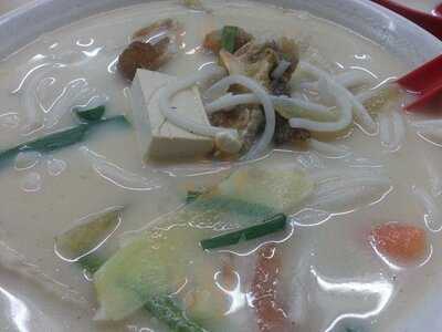 Kedai Makanan & Minuman Soon Lei