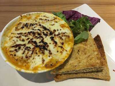 Clean & Lean Sports Bistro And Cafe