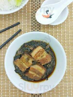 Aunty Melon Taman Desa