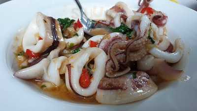 La Moon Thai Restaurant