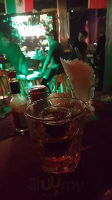 Mango's Tropical Cafe