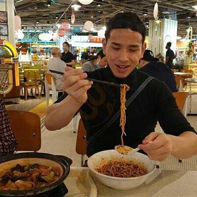 Restaurant Chongqing Chicken Hot Pot