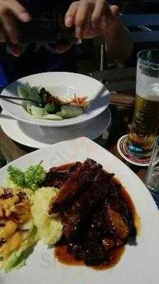 Thirsty Monkeys Cafe And Bistro