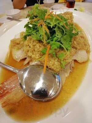 Fullwealth Seafood Restaurant