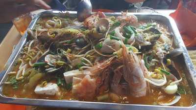 Sin Kee Fish Head Restaurant