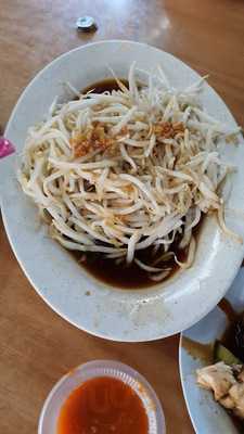 Canton-z Chicken Rice