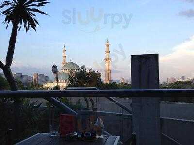 D'balcony Bistro And Bar