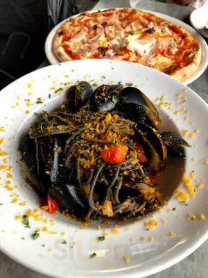 The Hot Chocolate Cafe