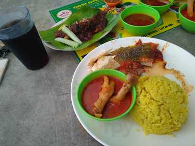 Nasi Ayam Maharaja Keramat Permai
