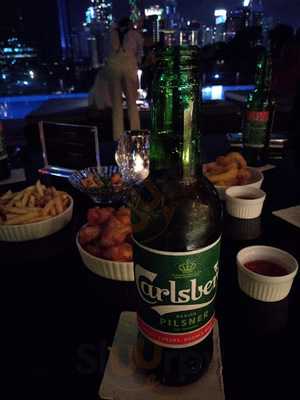 Lilian's Pub And Bar