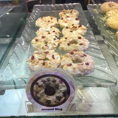 Big Apple Donuts & Coffee