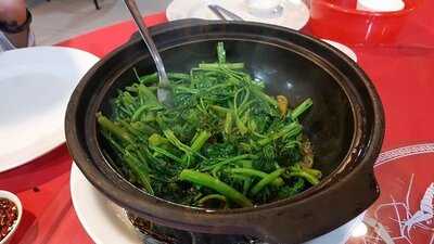 Tien Xia Spark Restaurant