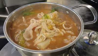 Bone & Pot At Sri Petaling